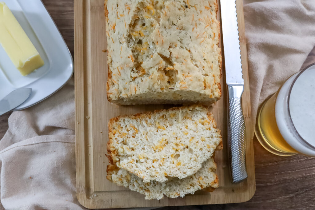 cheddar herb beer bread