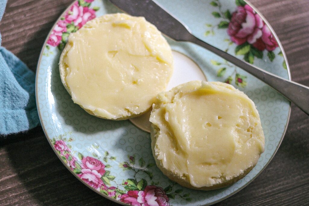 Biscuits with honey butter