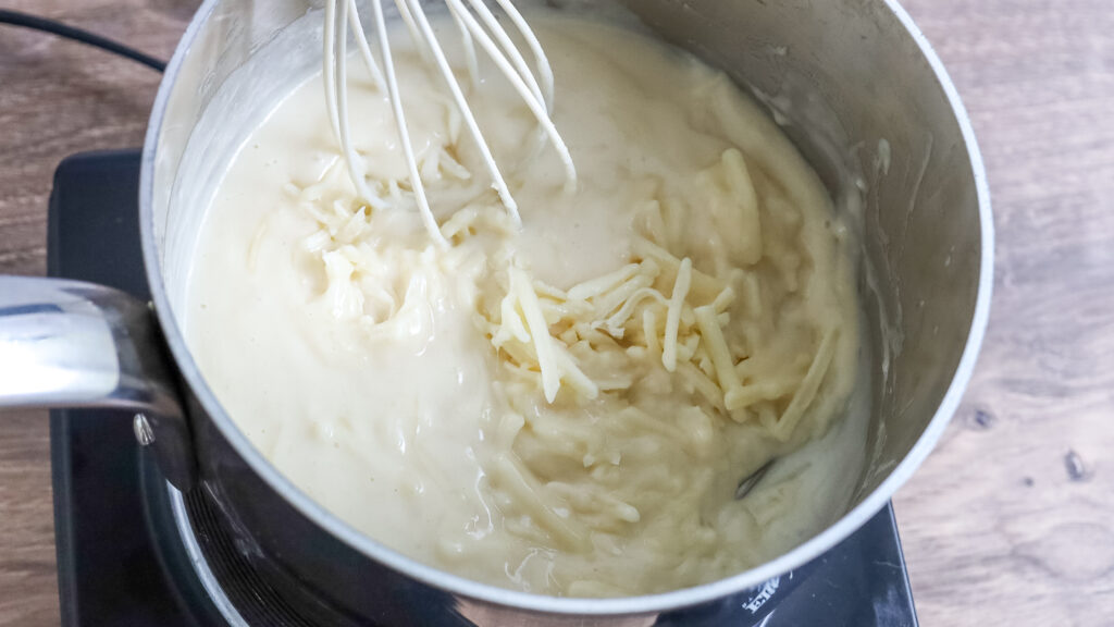 adding cheese to beer cheese