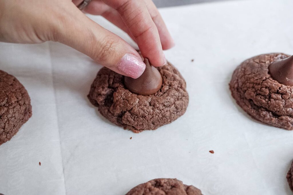 Nutella kiss cookies