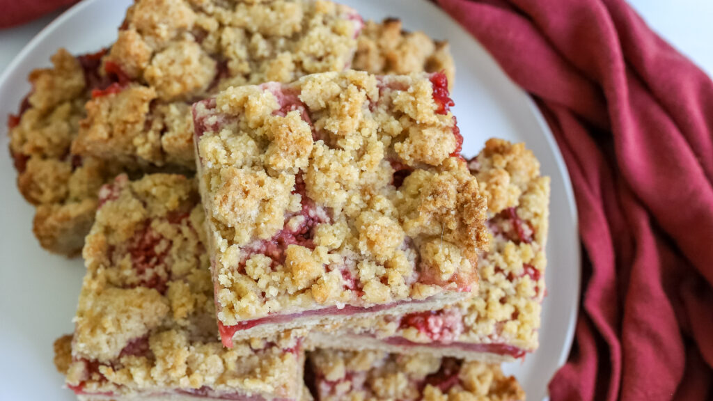 overheat shot of strawberrh rhubarb bars