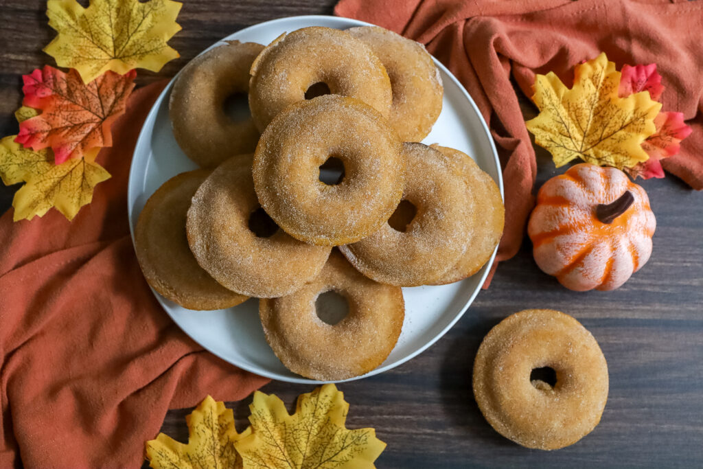 baked pumpkin donuts