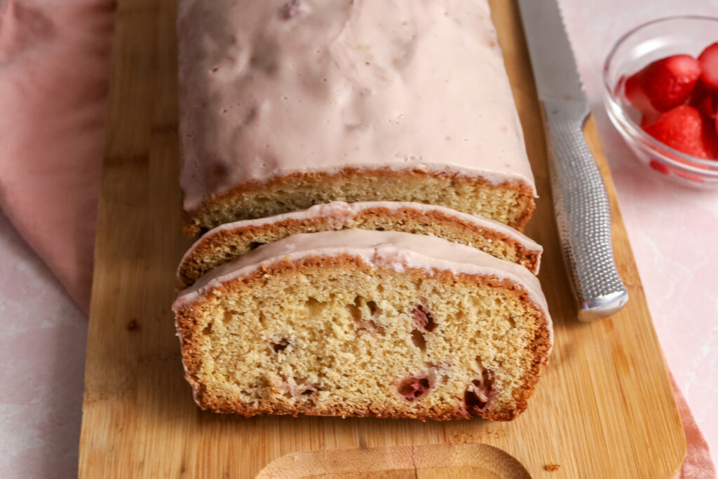 strawberry pound cake