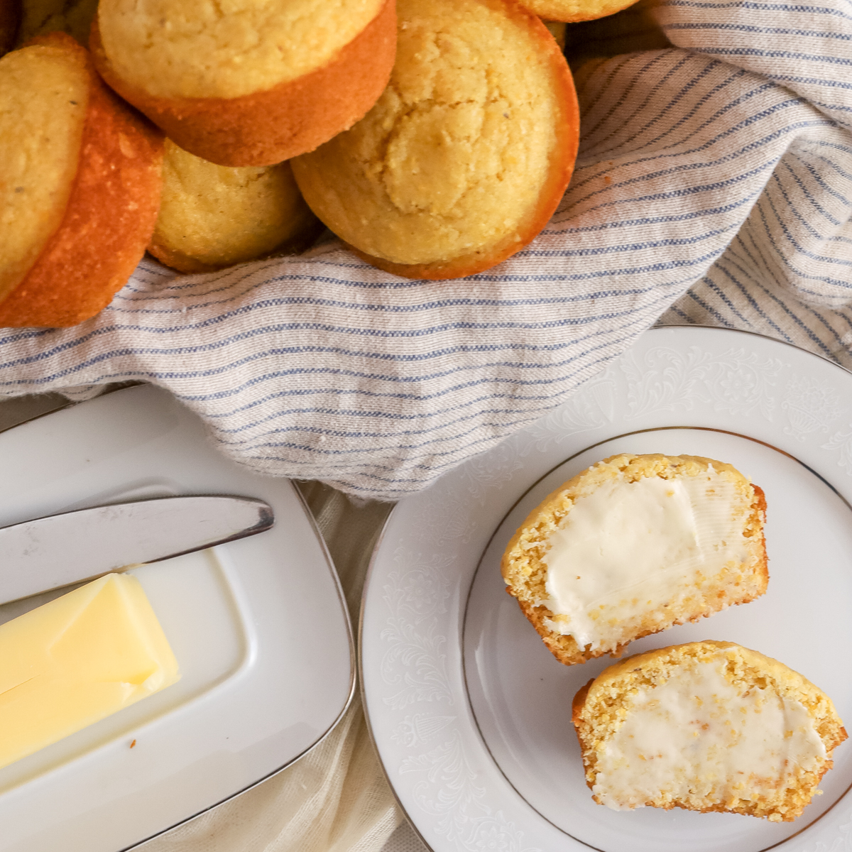 buttermilk cornbread muffins