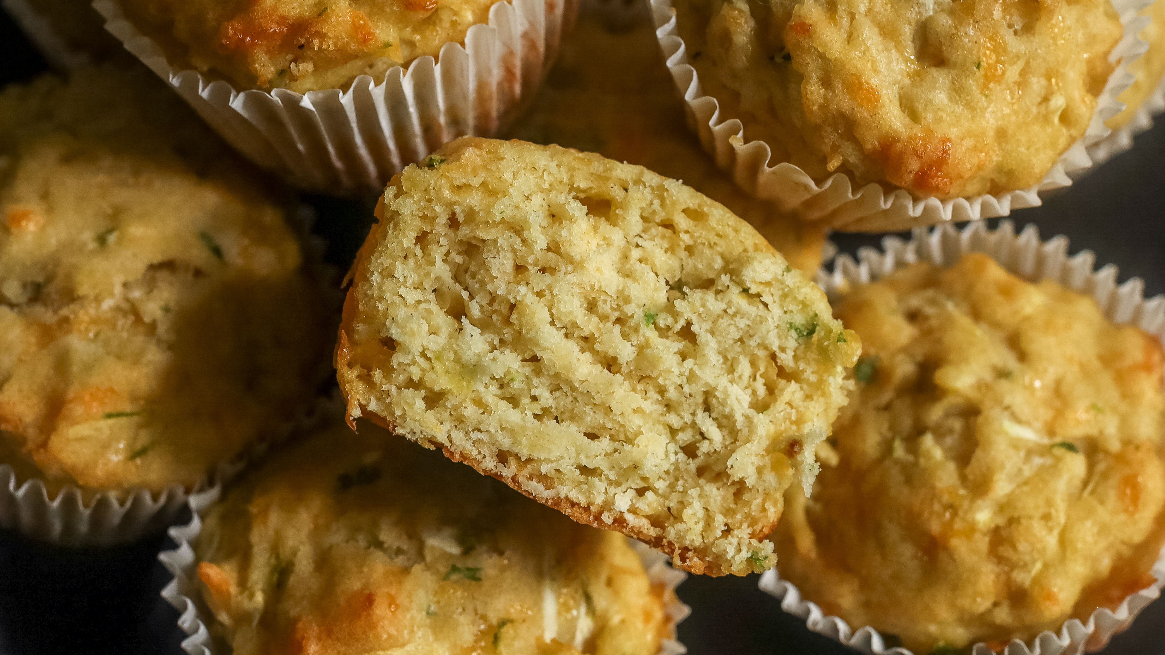 zucchini muffins