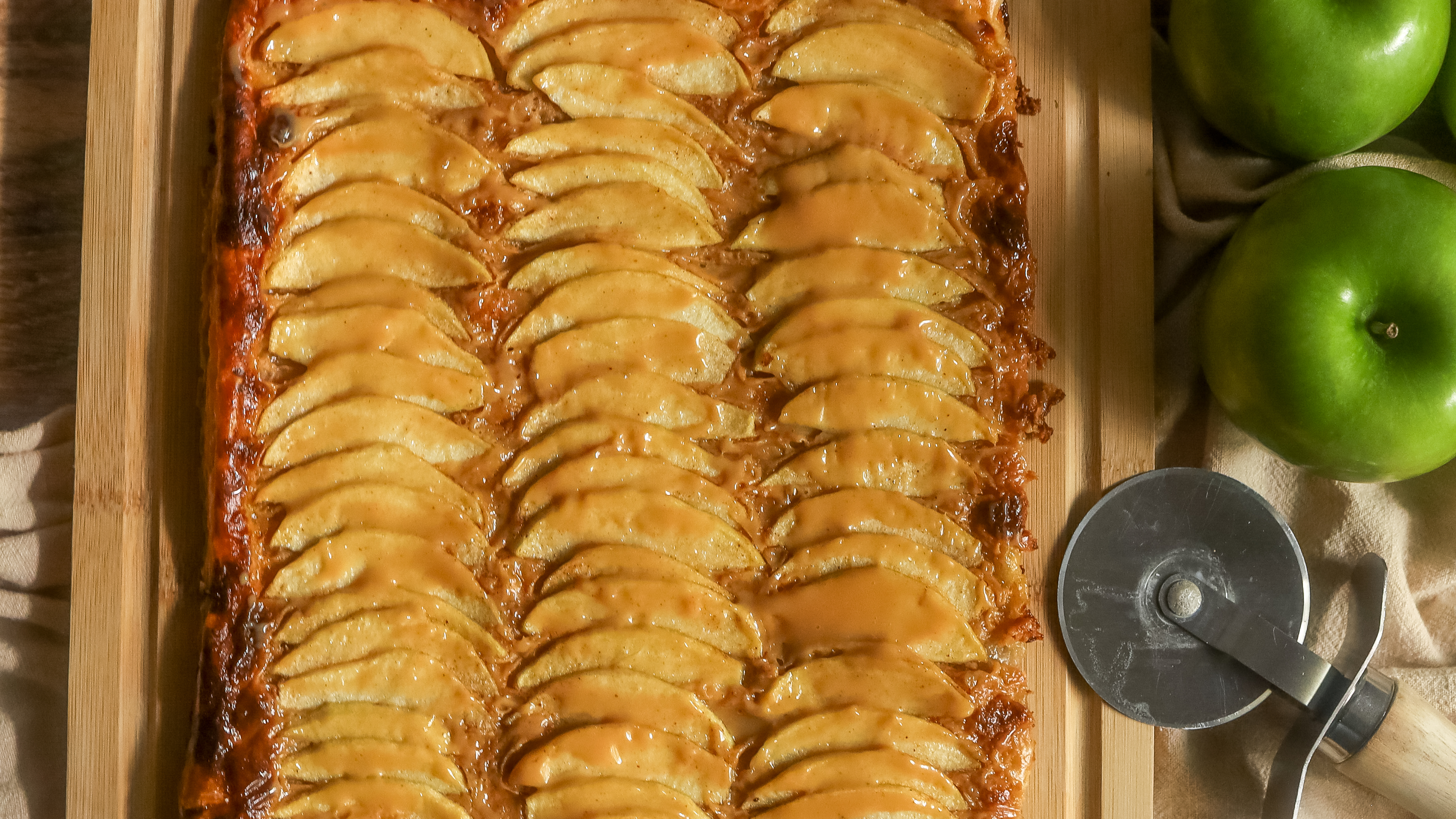 dulce de leche apple tart