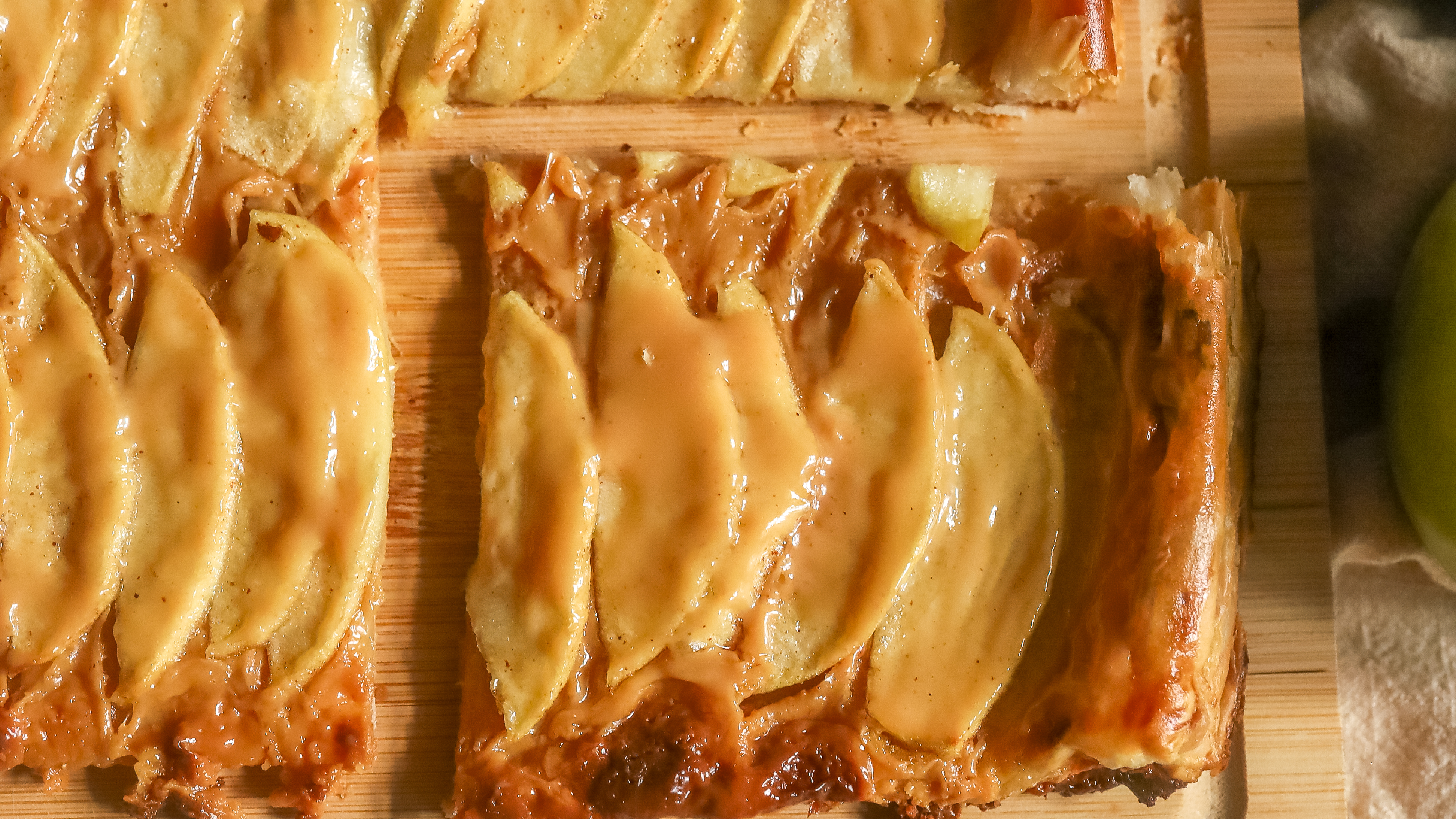 easy puff pastry apple tart