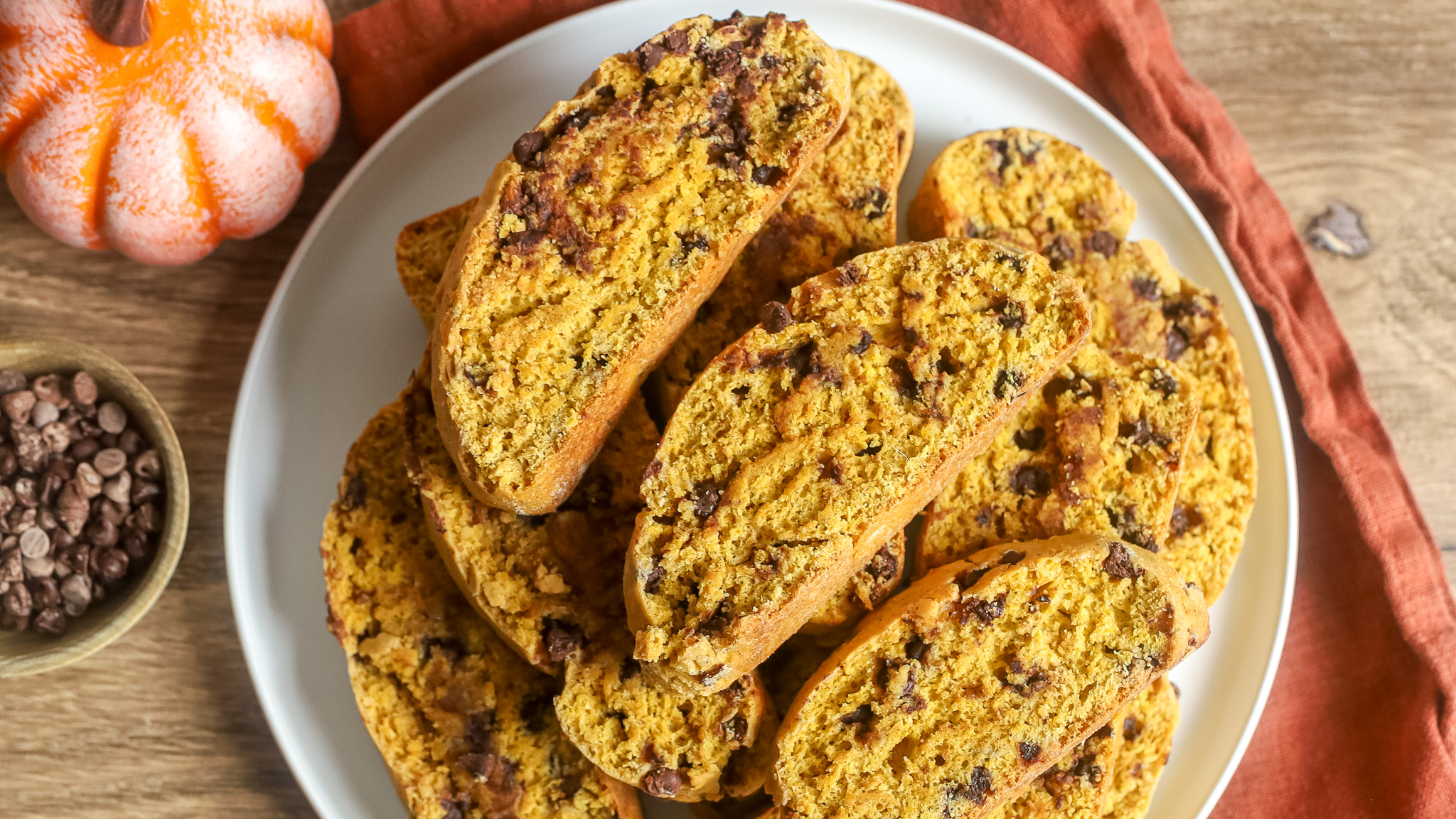 baked pumpkin spice biscotti